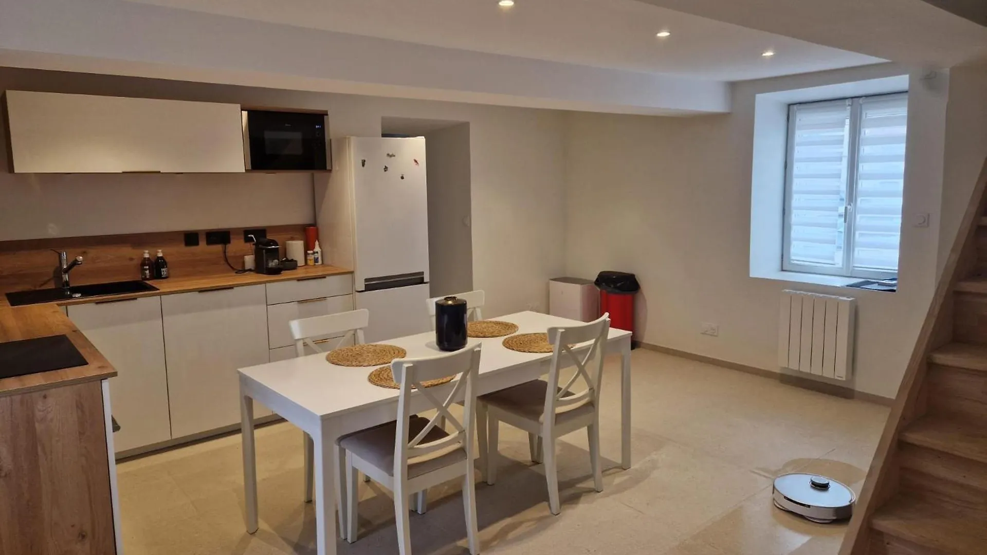 Sainte-Consorce Location Appartement 1-2 Sem Max צרפת